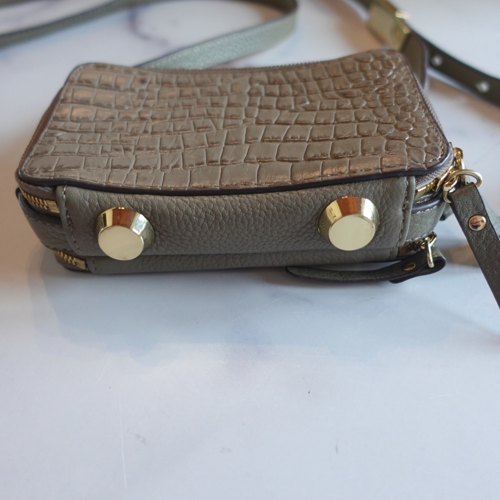 G.I.L.I. Genuine Leather Crocodile Embossed Crossbody Wallet Micro Mini Bag Gray - Picture 6 of 13